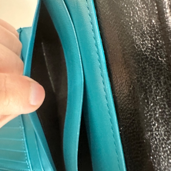 Vintage YSL compact kiss lock wallet - Picture 7 of 16